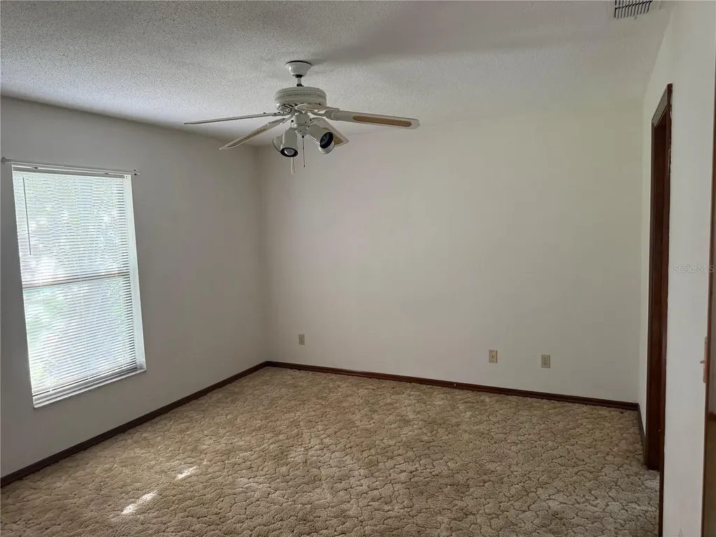 415 Shangri La Circle Edgewater FL 32132