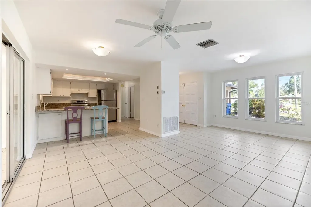 2517 Amanda Drive Sarasota FL 34232