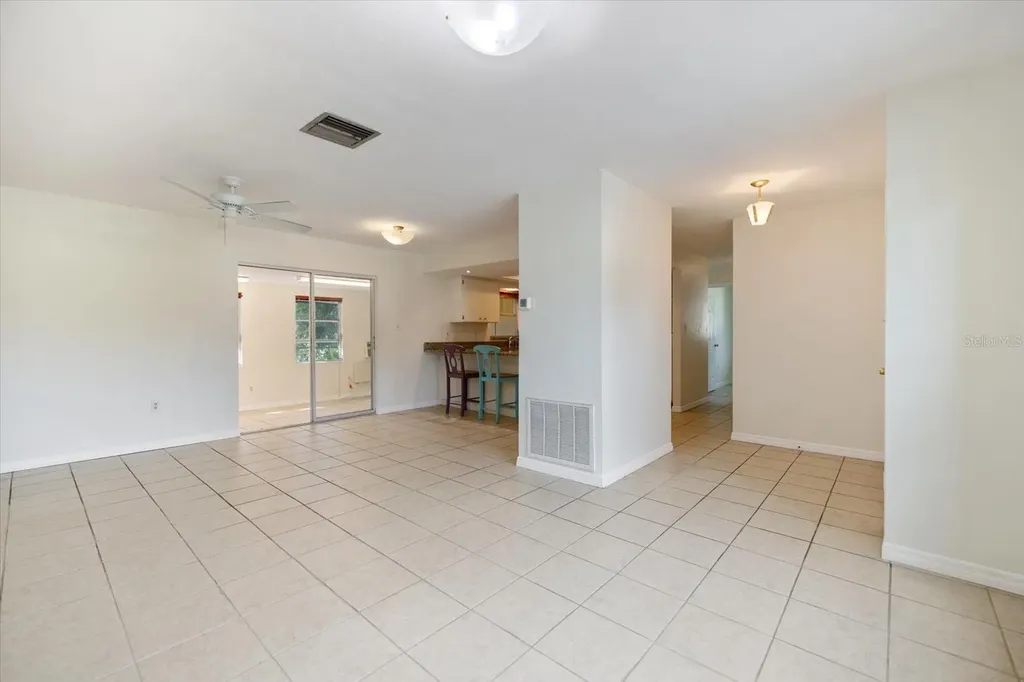 2517 Amanda Drive Sarasota FL 34232