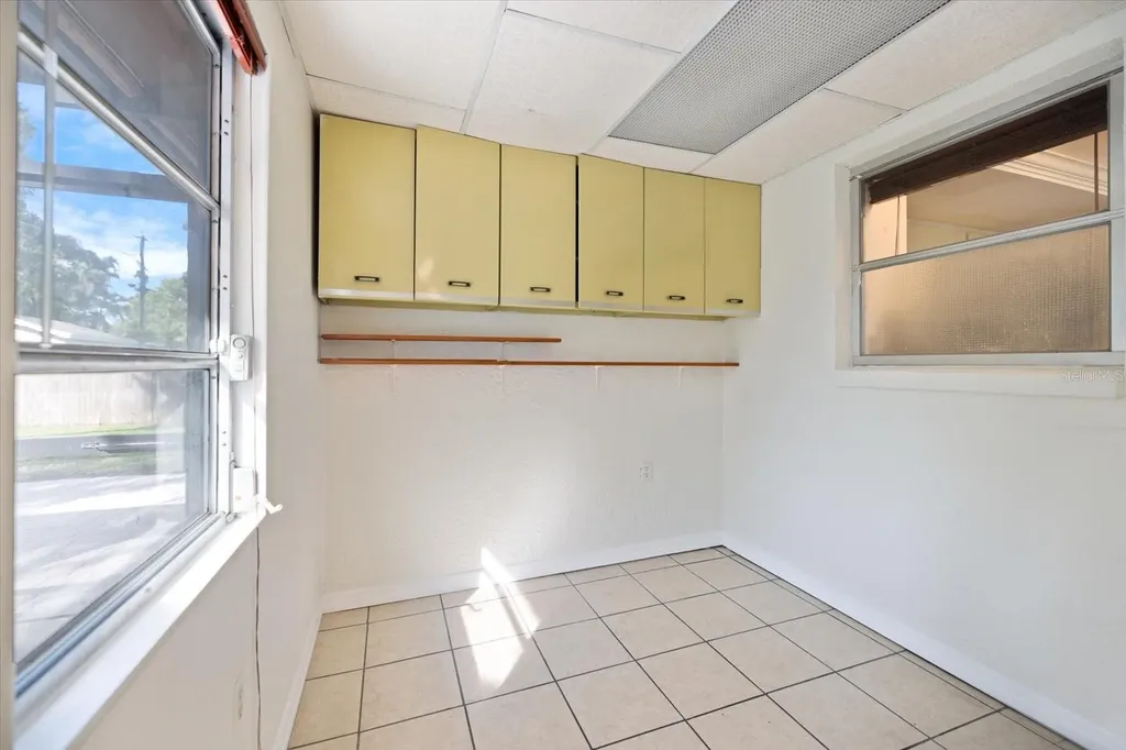 2517 Amanda Drive Sarasota FL 34232