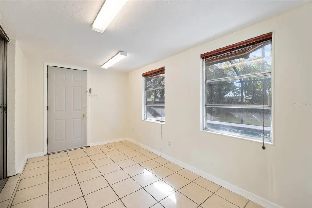 2517 Amanda Drive Sarasota FL 34232