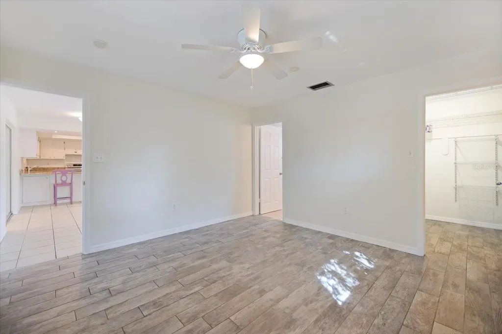 2517 Amanda Drive Sarasota FL 34232