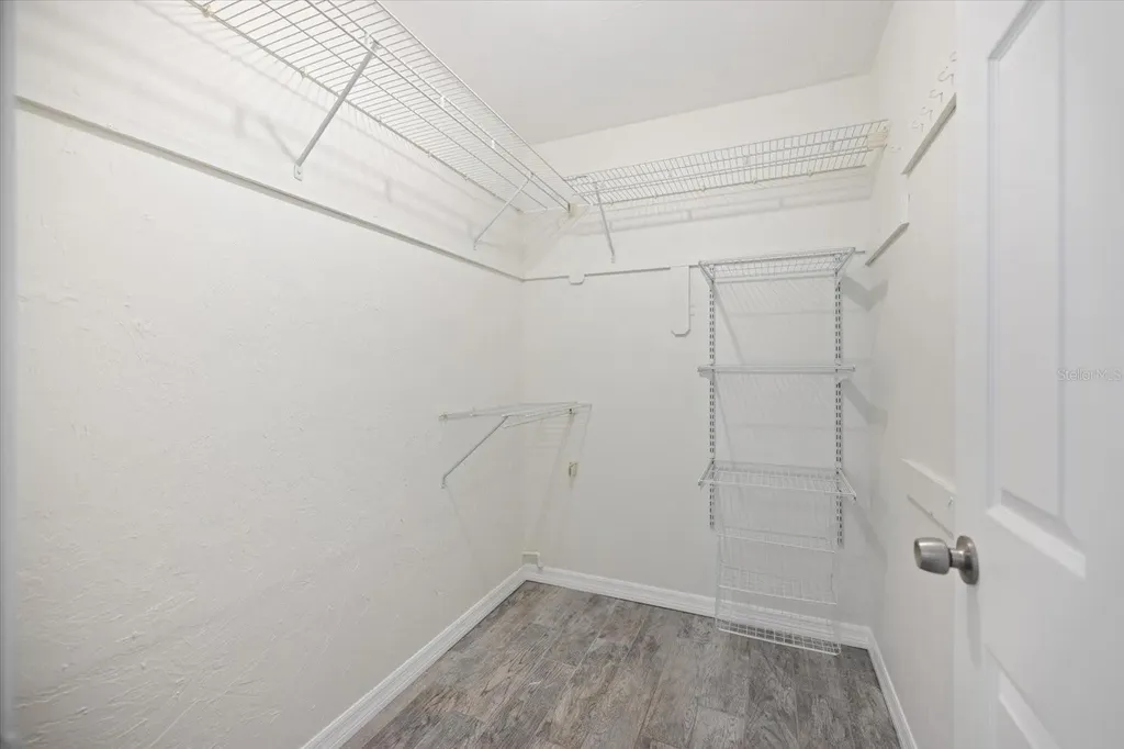2517 Amanda Drive Sarasota FL 34232