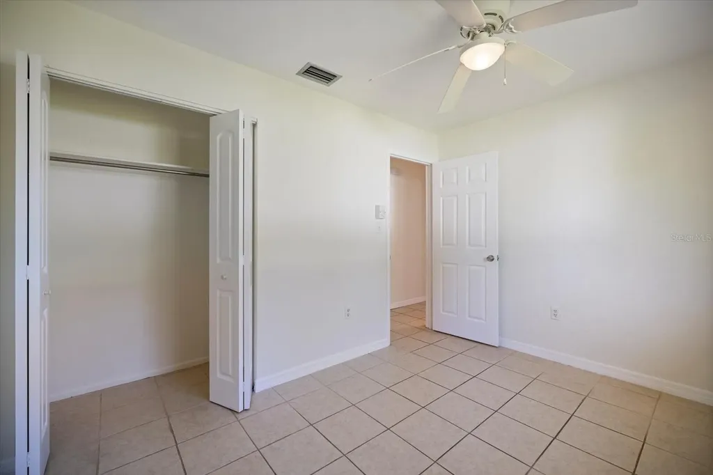 2517 Amanda Drive Sarasota FL 34232