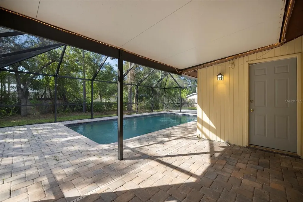 2517 Amanda Drive Sarasota FL 34232