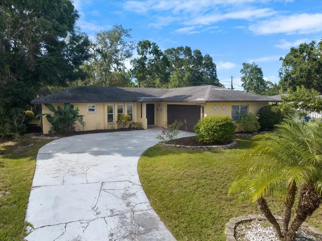 2517 Amanda Drive Sarasota FL 34232