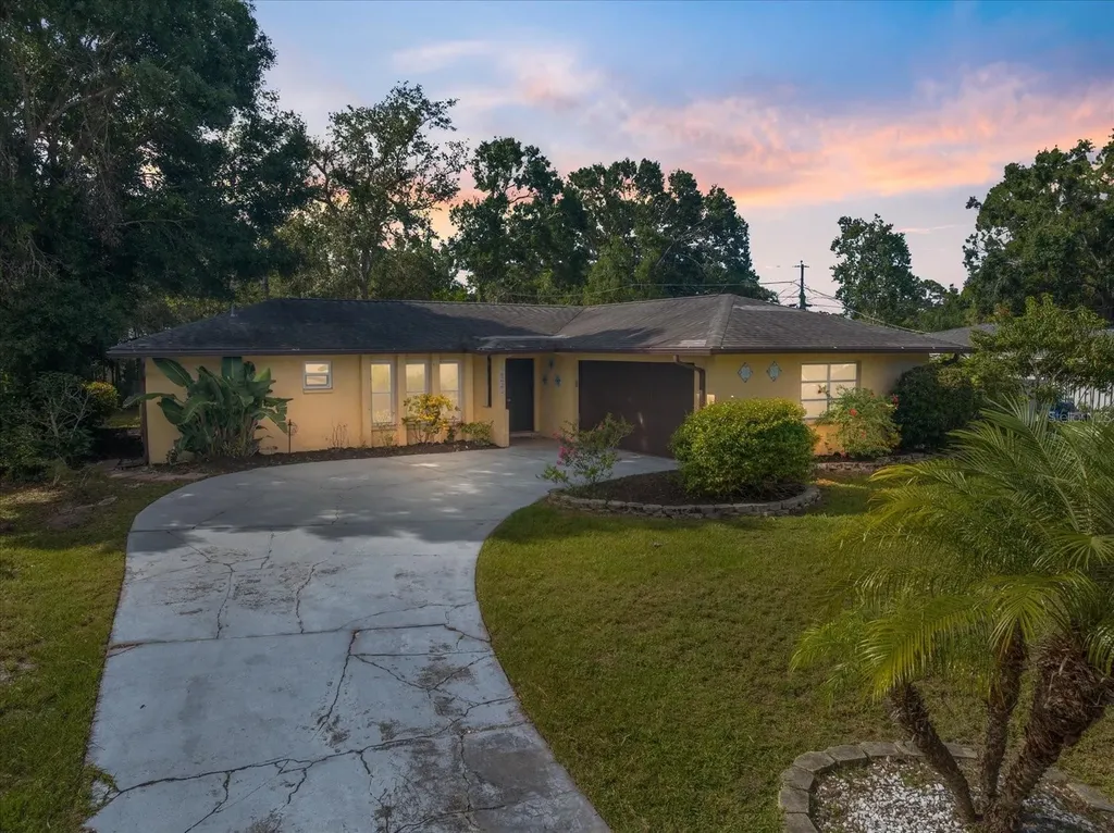 2517 Amanda Drive Sarasota FL 34232