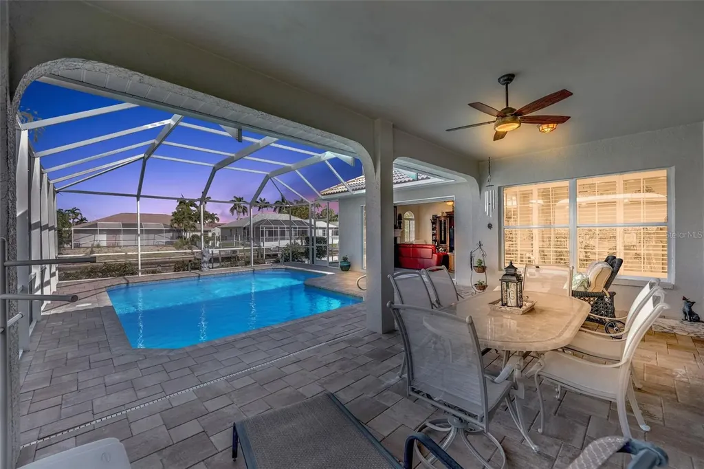 5212 SW 8th Court Cape Coral FL 33914