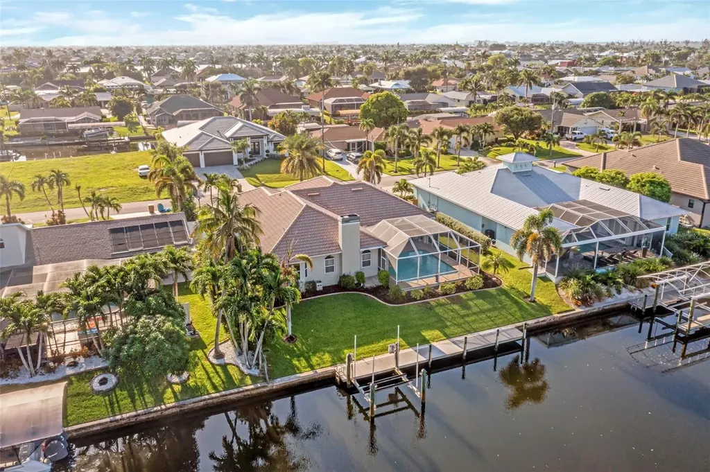 5212 SW 8th Court Cape Coral FL 33914