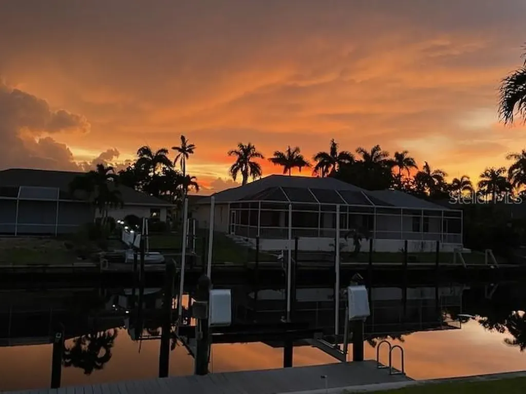 5212 SW 8th Court Cape Coral FL 33914