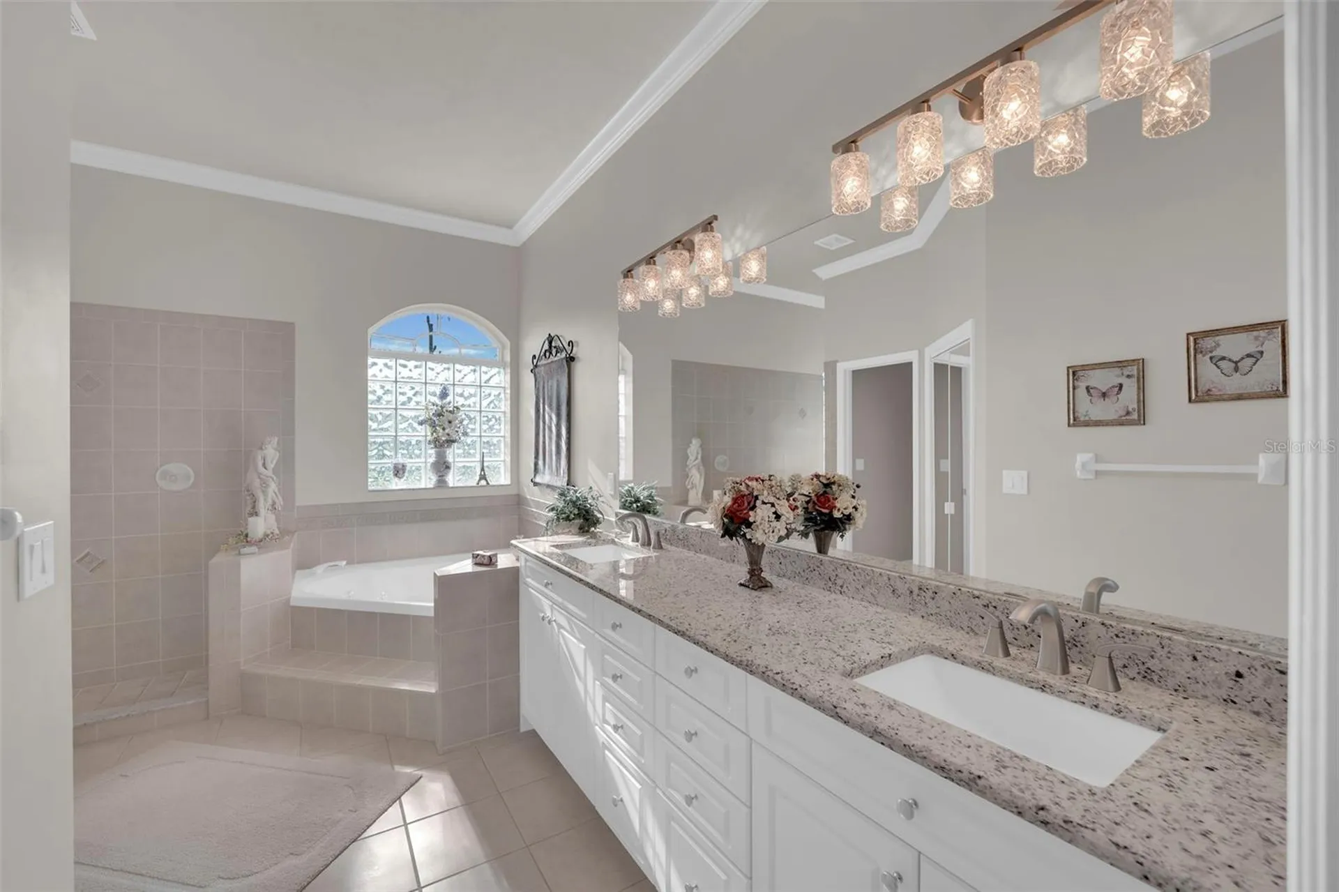 5212 SW 8th Court Cape Coral FL 33914