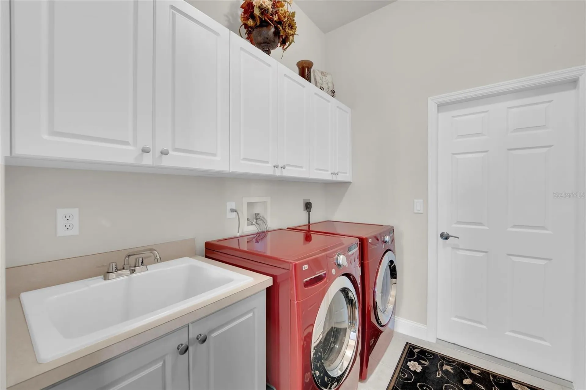 5212 SW 8th Court Cape Coral FL 33914