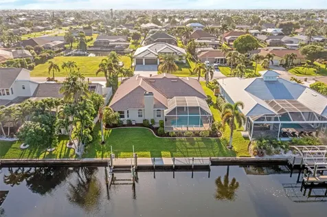 5212 SW 8th Court Cape Coral FL 33914