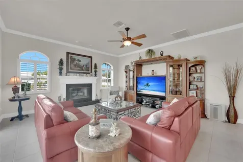 5212 SW 8th Court Cape Coral FL 33914