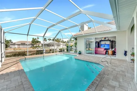 5212 SW 8th Court Cape Coral FL 33914