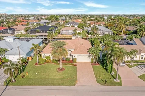 5212 SW 8th Court Cape Coral FL 33914