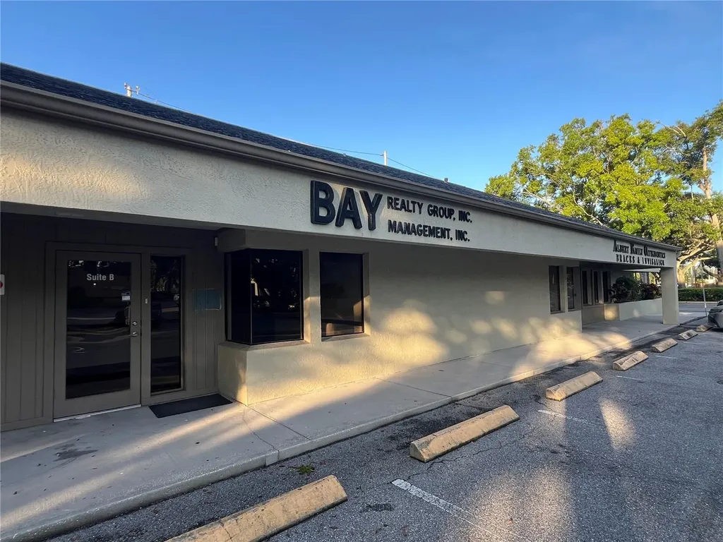32502 Us Highway 19 N Palm Harbor FL 34684