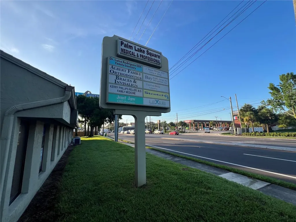 32502 Us Highway 19 N Palm Harbor FL 34684