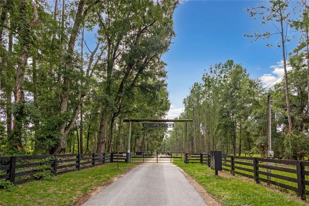 8530 NE 160th Avenue Williston FL 32696