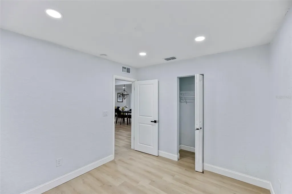 1720 SE Lambright Street Tampa FL 33610