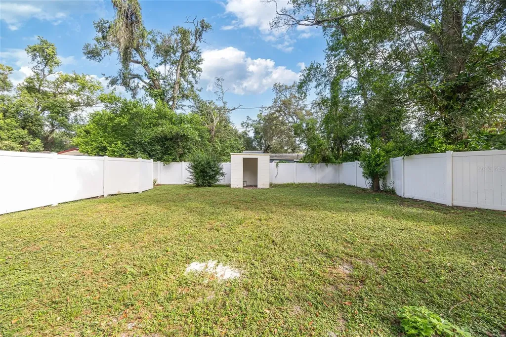 1720 SE Lambright Street Tampa FL 33610