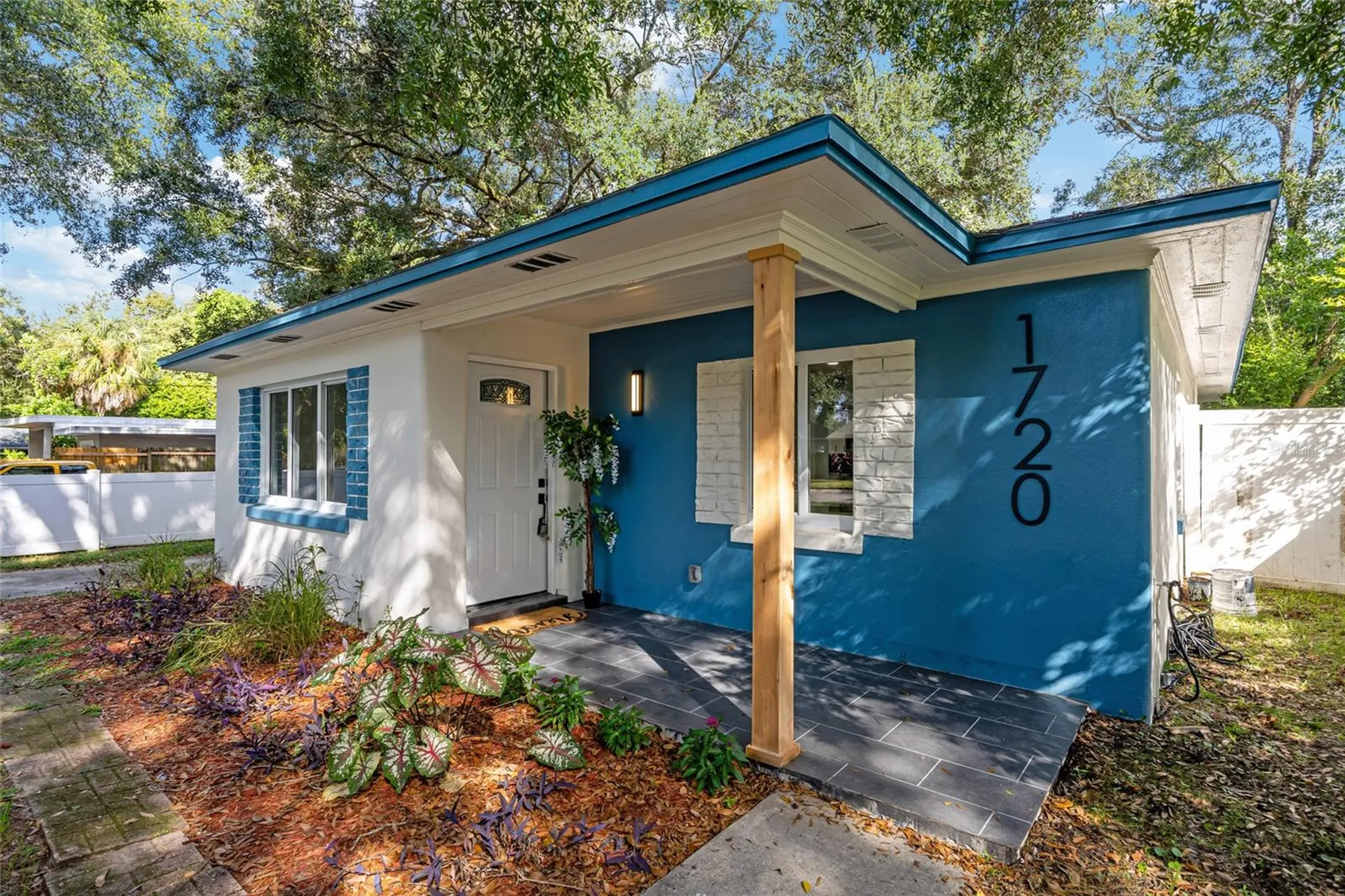 1720 SE Lambright Street Tampa FL 33610