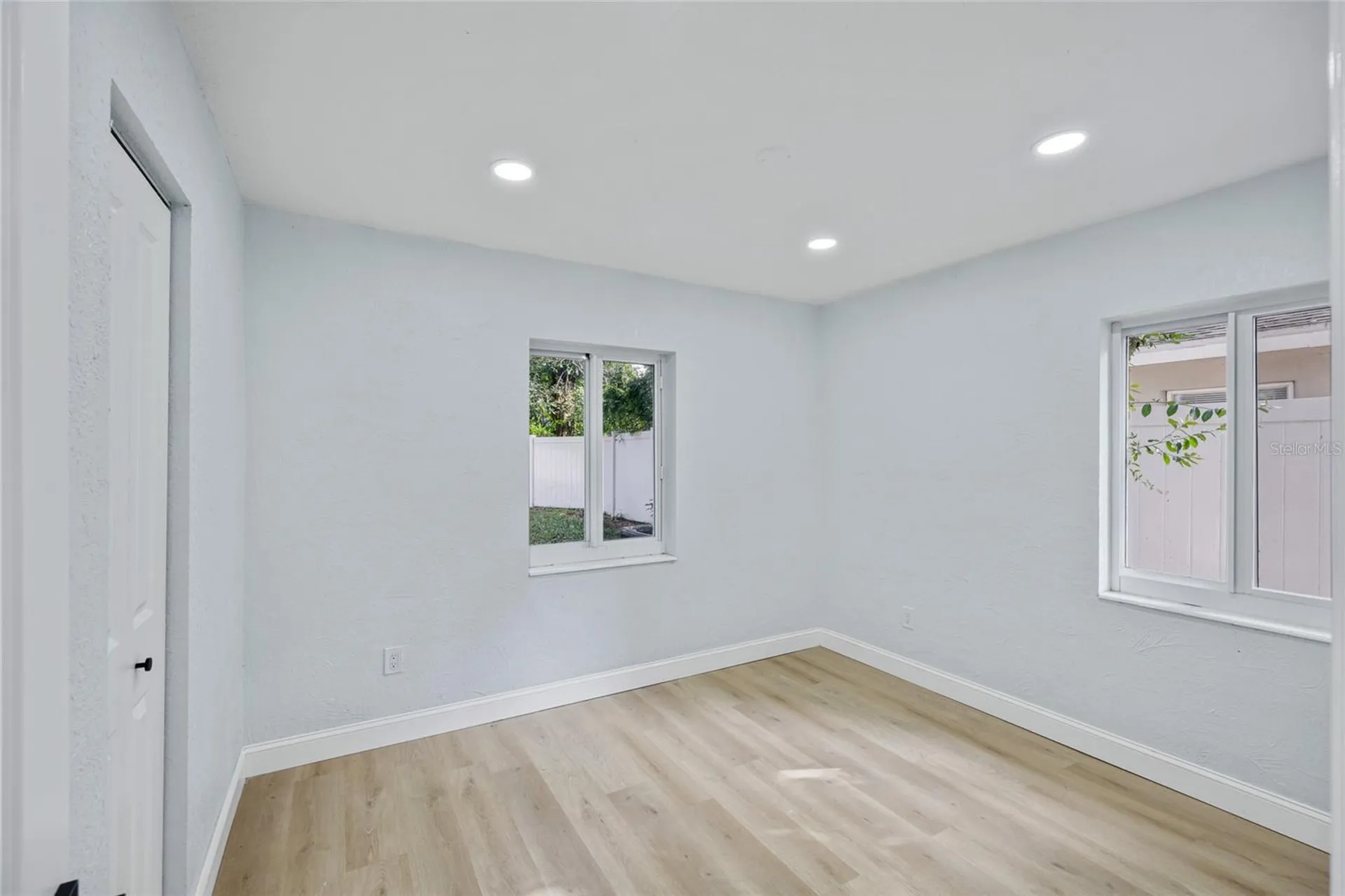 1720 SE Lambright Street Tampa FL 33610