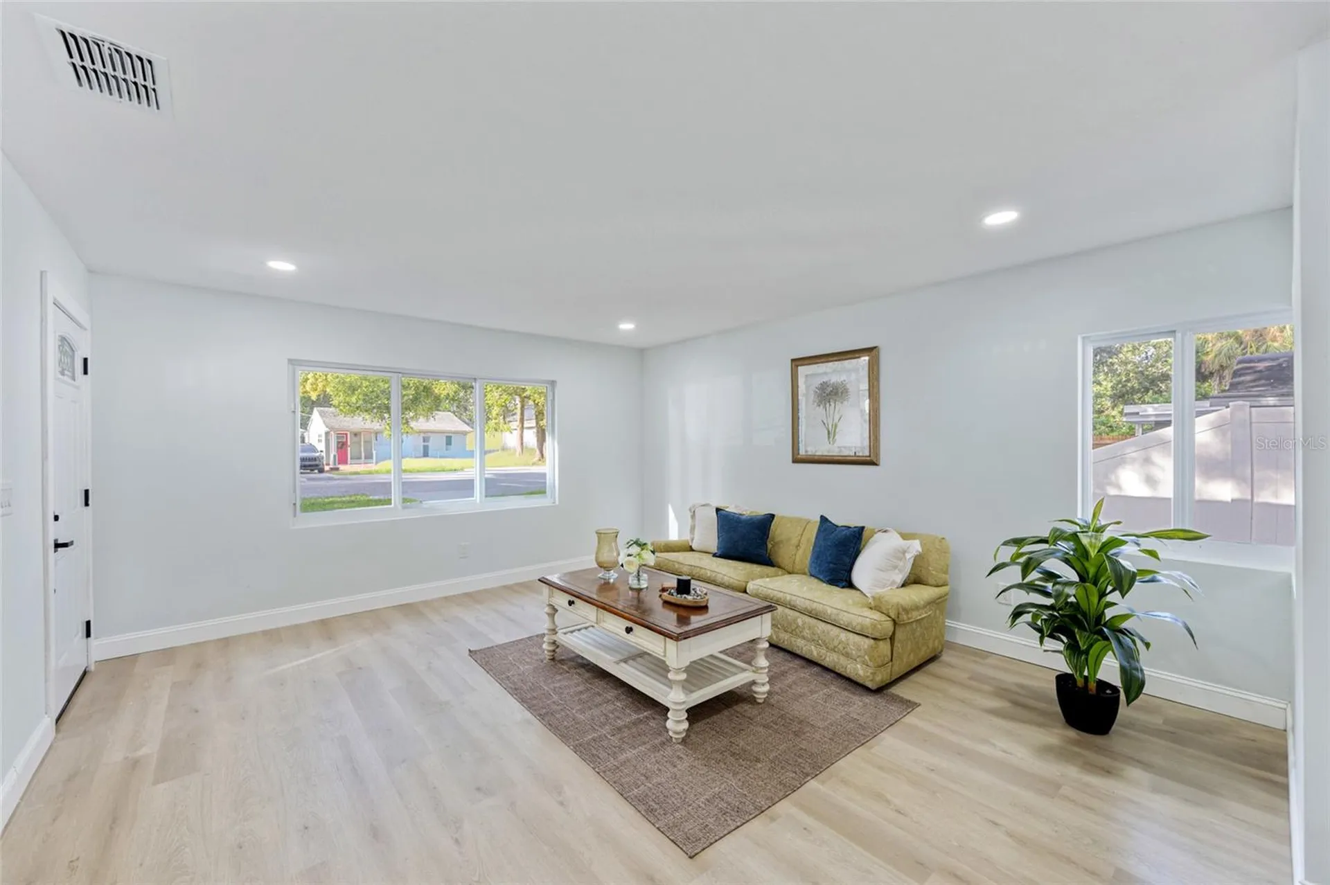 1720 SE Lambright Street Tampa FL 33610