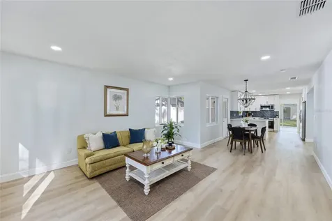 1720 SE Lambright Street Tampa FL 33610