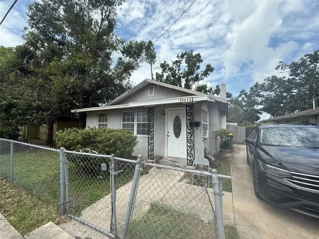 3215 N Osprey Avenue Sarasota FL 34234