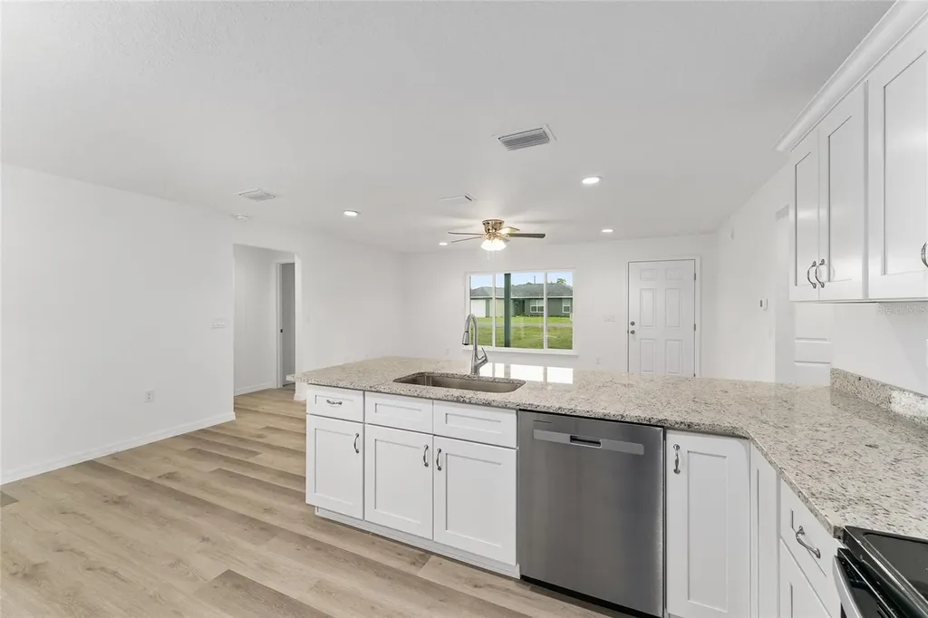 13119 NE 7th Loop Silver Springs FL 34488