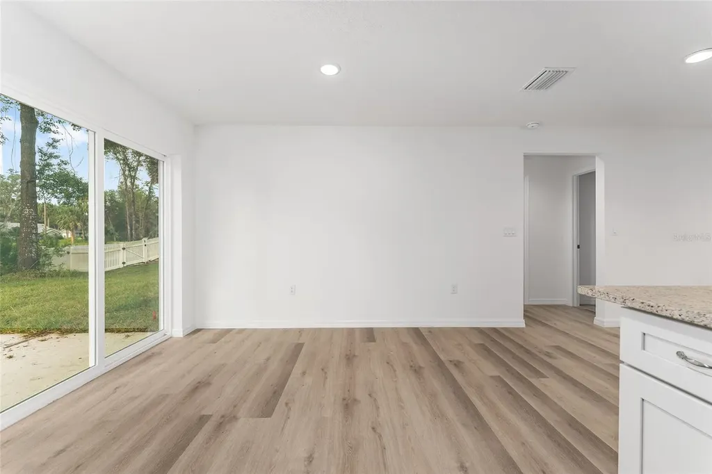 13119 NE 7th Loop Silver Springs FL 34488
