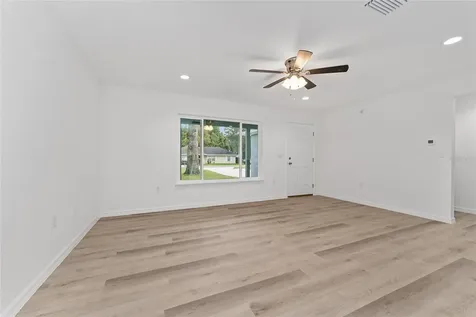 13119 NE 7th Loop Silver Springs FL 34488