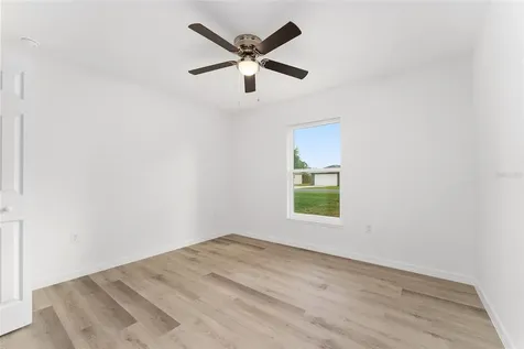 13119 NE 7th Loop Silver Springs FL 34488