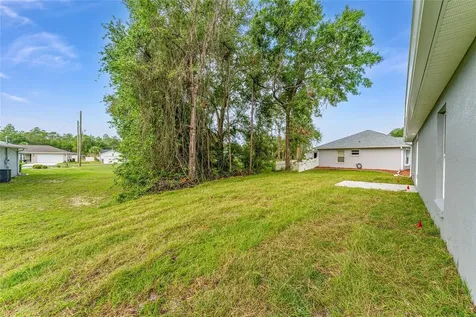 13119 NE 7th Loop Silver Springs FL 34488