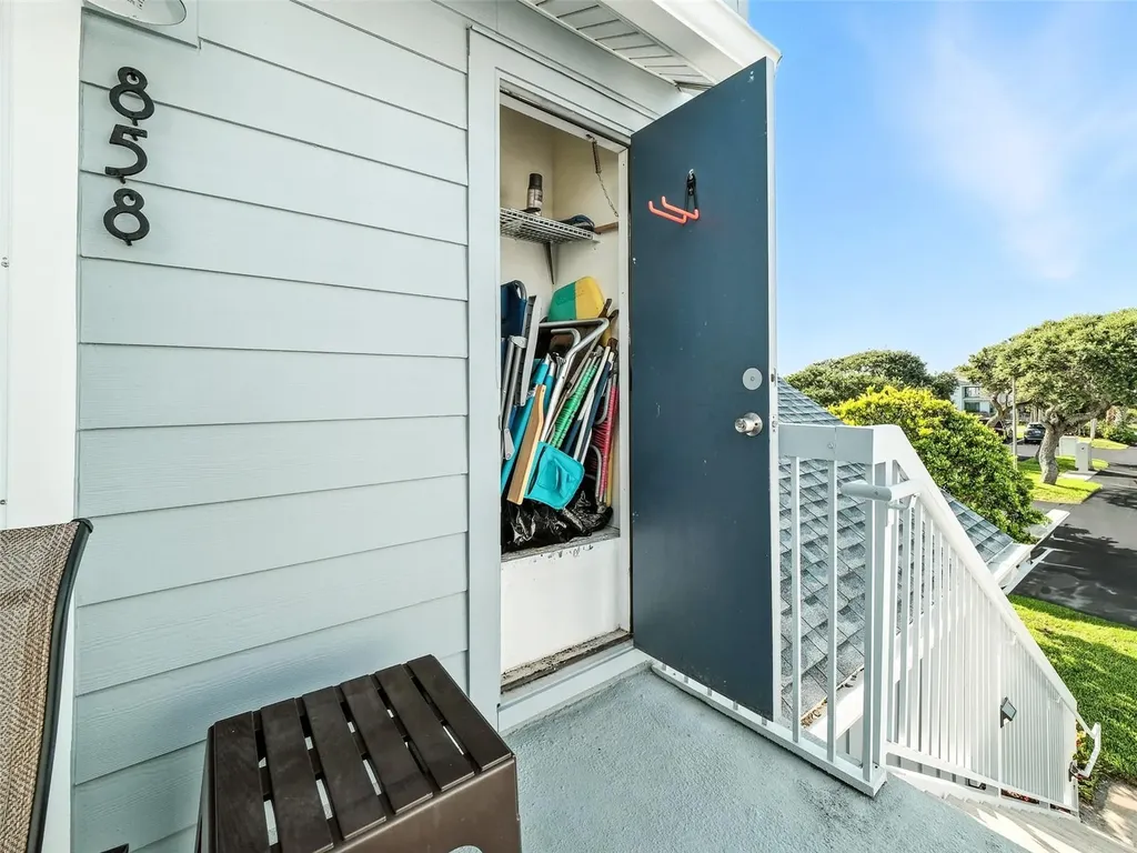 858 Baybreeze Way New Smyrna Beach FL 32169
