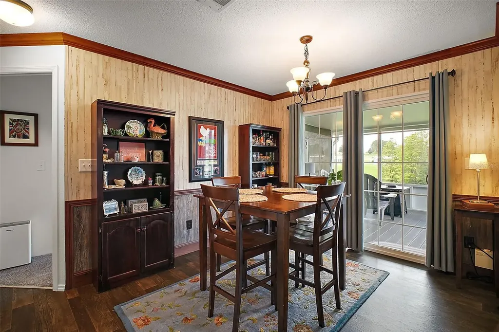 2551 Cayman Circle Zellwood FL 32798