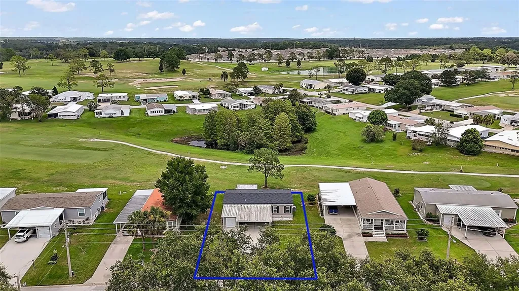 2551 Cayman Circle Zellwood FL 32798