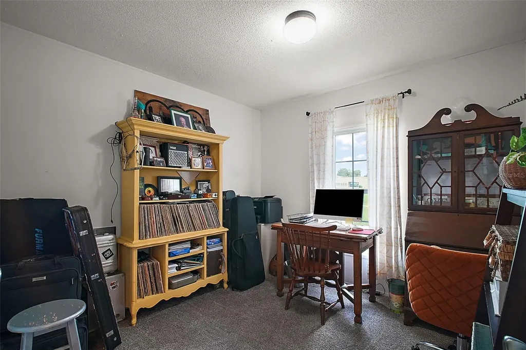 2551 Cayman Circle Zellwood FL 32798