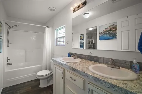 2551 Cayman Circle Zellwood FL 32798