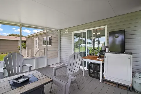 2551 Cayman Circle Zellwood FL 32798