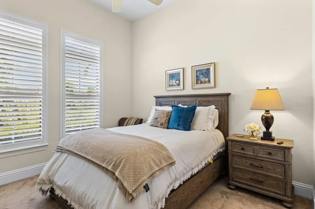 9255 Mcdaniel Lane Sarasota FL 34240