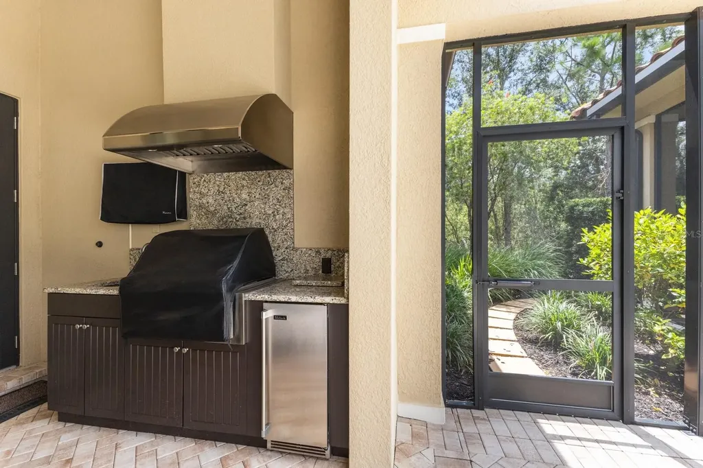 9255 Mcdaniel Lane Sarasota FL 34240