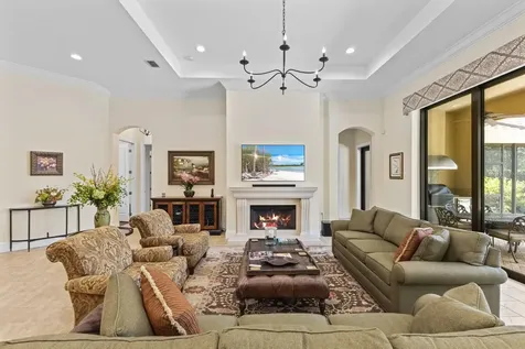 9255 Mcdaniel Lane Sarasota FL 34240