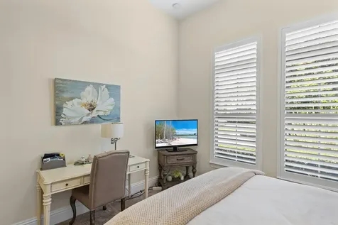 9255 Mcdaniel Lane Sarasota FL 34240
