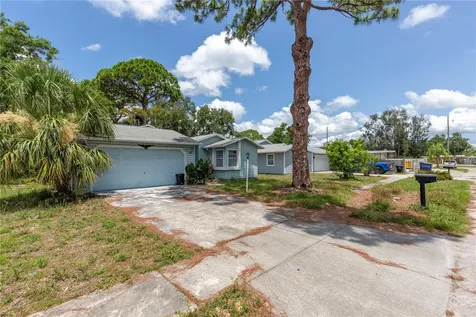 4506 79th Way N St Petersburg FL 33709