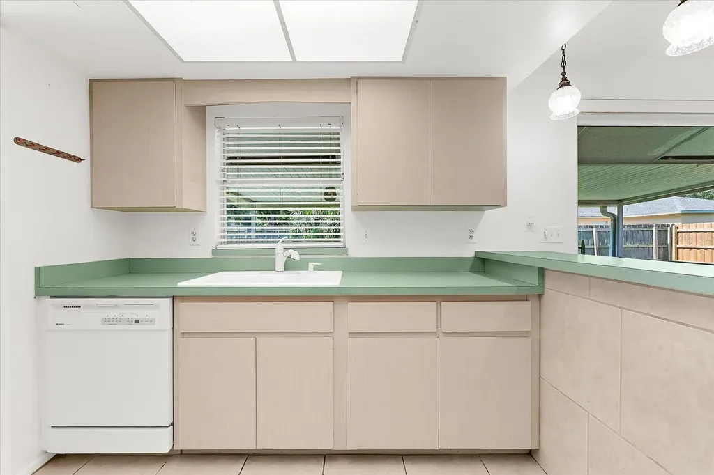 3912 Prado Drive Sarasota FL 34235