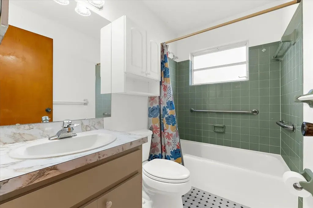 3912 Prado Drive Sarasota FL 34235