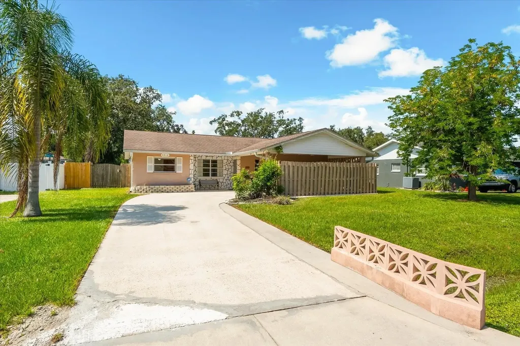 3912 Prado Drive Sarasota FL 34235