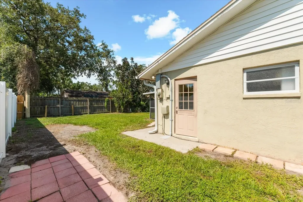 3912 Prado Drive Sarasota FL 34235